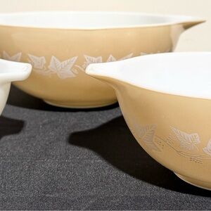 Vintage Pyrex Sandalwood Ivy Cinderella Mixing Bowl 3 Piece Set 442, 443, 444